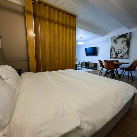 Apartament 1 Ultra Central Клуж-Напока Екстериор снимка